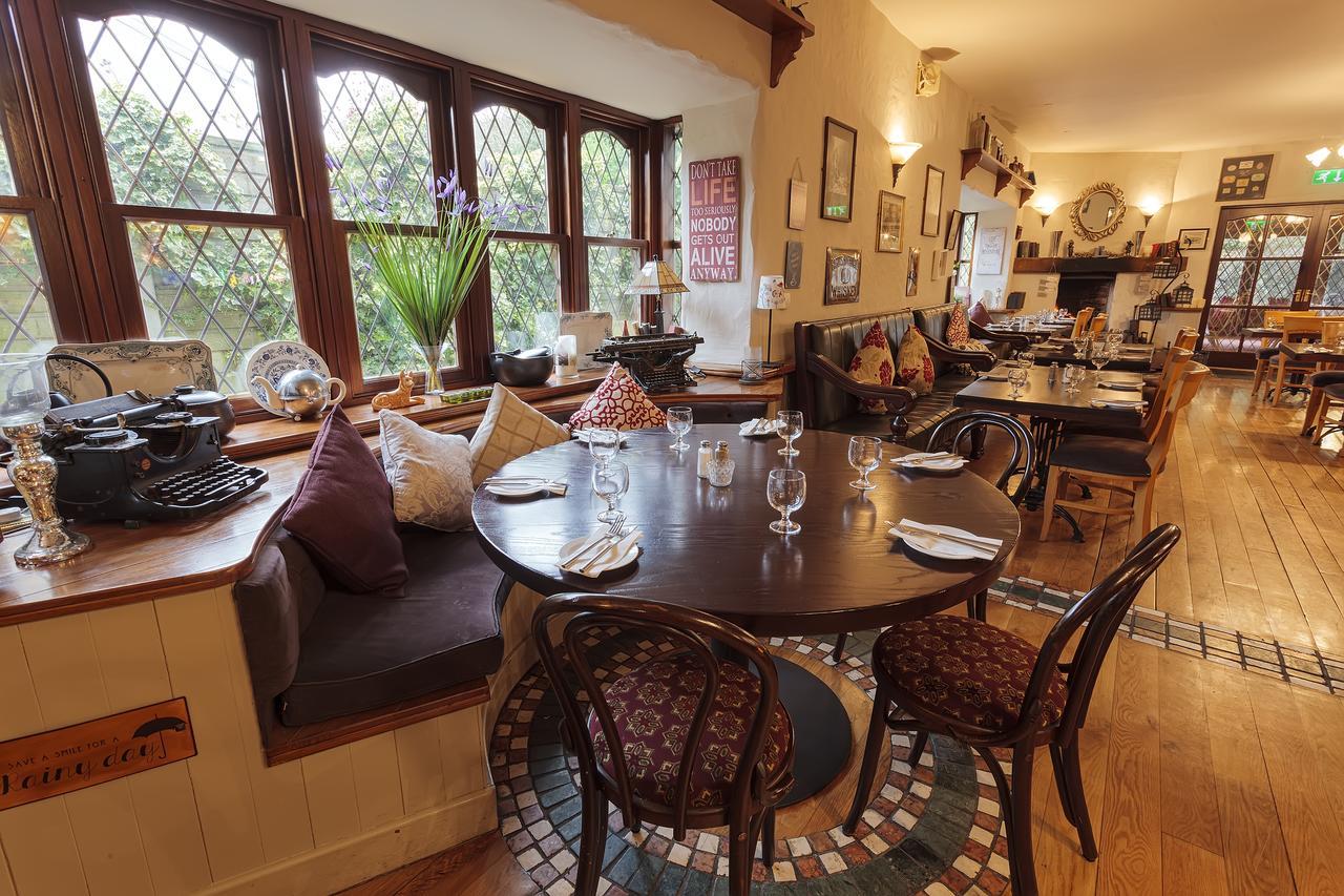 Chester Beatty Inn Ashford Zewnętrze zdjęcie